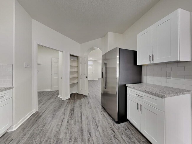 Photo - 15407 Riford Dr