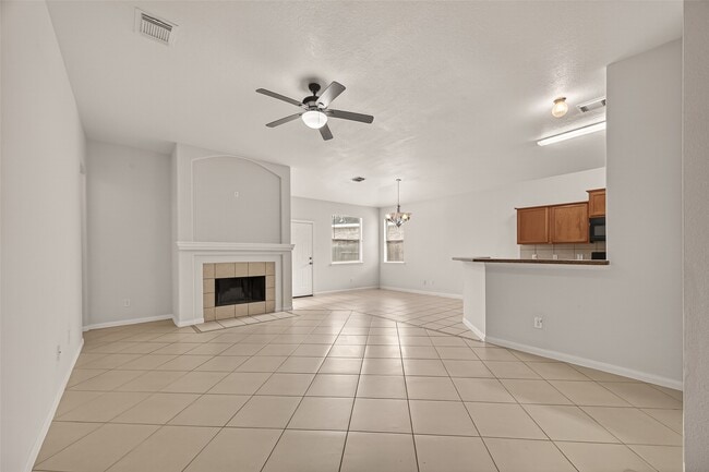 Photo - 1918 Riane Ln