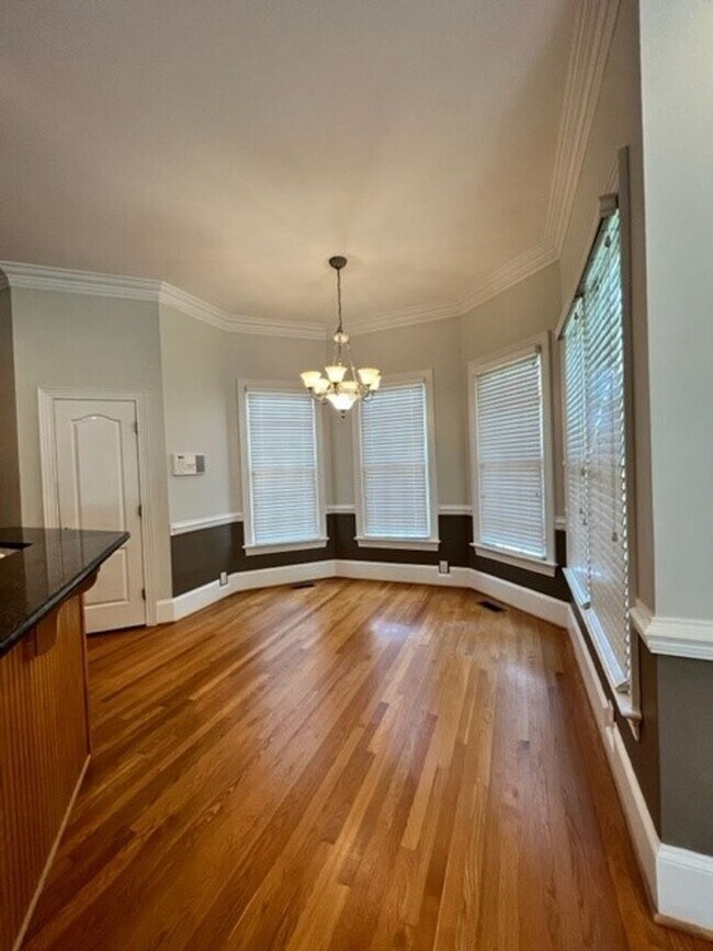 Photo - 4-bedroom, 3.5-bathroom Single Family Home