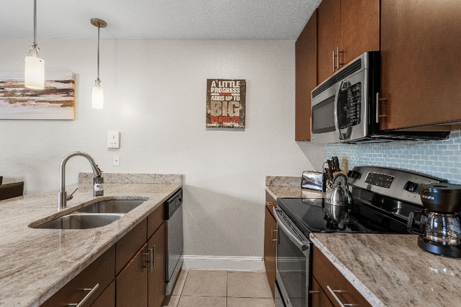 Photo - 202 N Fremont Ave Unidad B