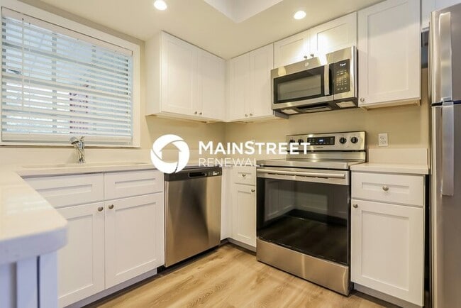 3 Bedroom Pet-Friendly Home in Brandon, FL with Main Street Renewal