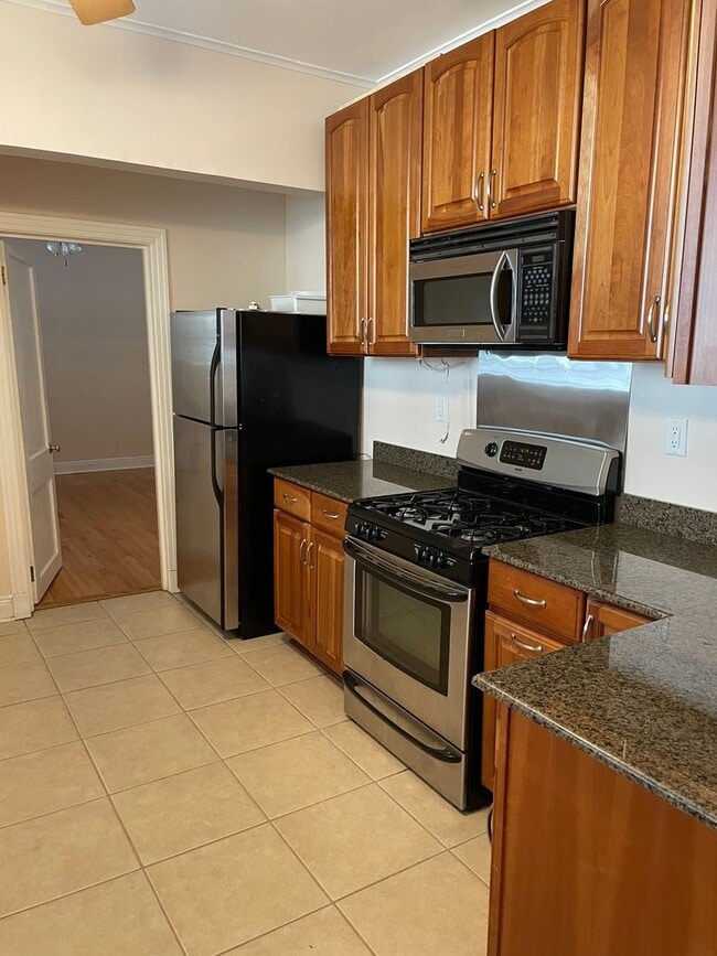 Photo - Large 3BD/2BA House Uptown with Driveway and Huge Fenced Backyard