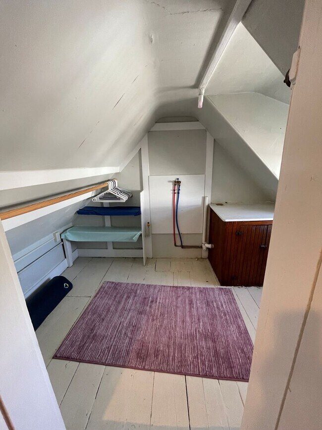 11 Russell St Unit 02