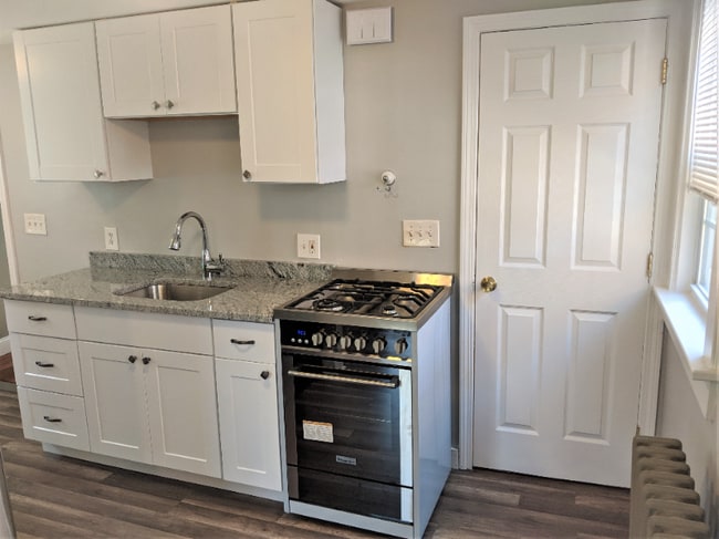 Photo - 408 E Merrimack St Unit 6