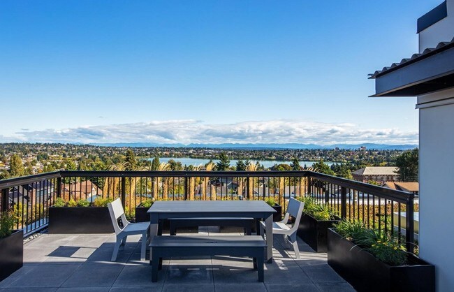 Photo - Phinney Flats