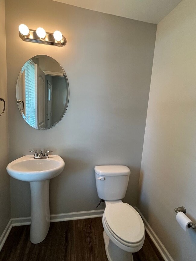 Photo - 311 Glenlea Ln