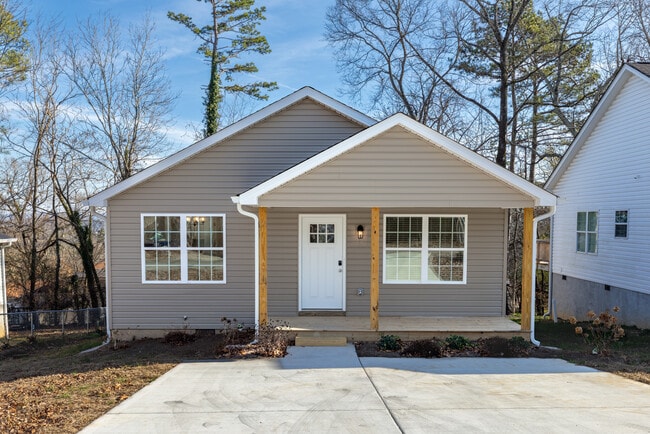 Photo - 812 Aubrey Ave