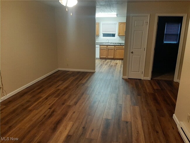 Photo - 726 Luke SW Dr