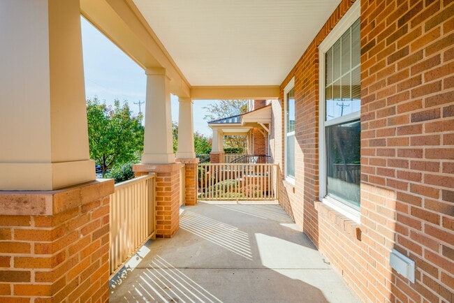 Photo - 748 Washington Ave