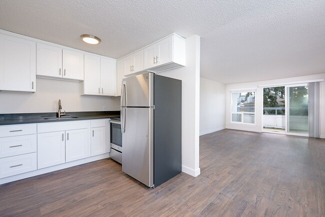 Photo - Fountainside