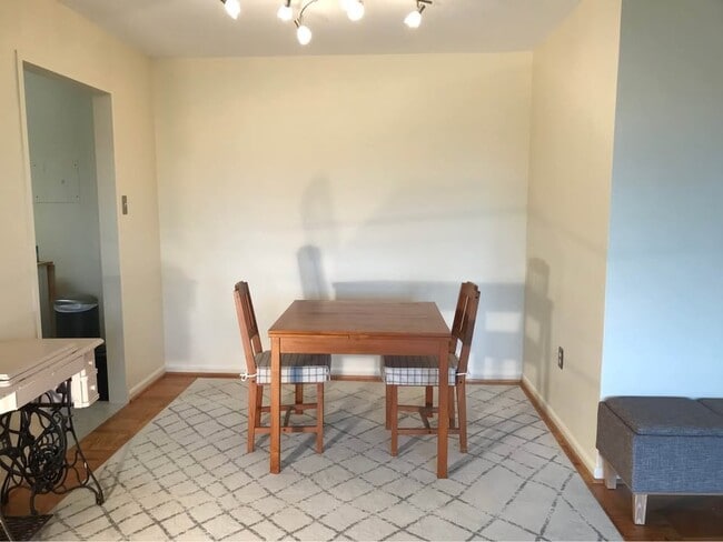 2939 Van Ness St NW Unit 1219