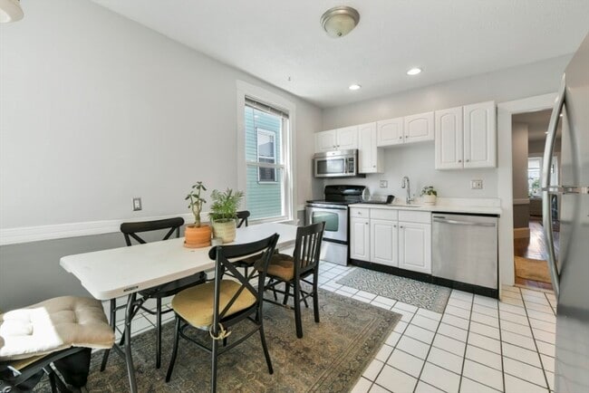 Photo - 36 Boston St Unidad #3