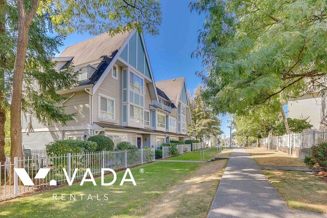 Photo - Tudor Grove 1 Bedroom Apartment For Rent 1... Unit 101