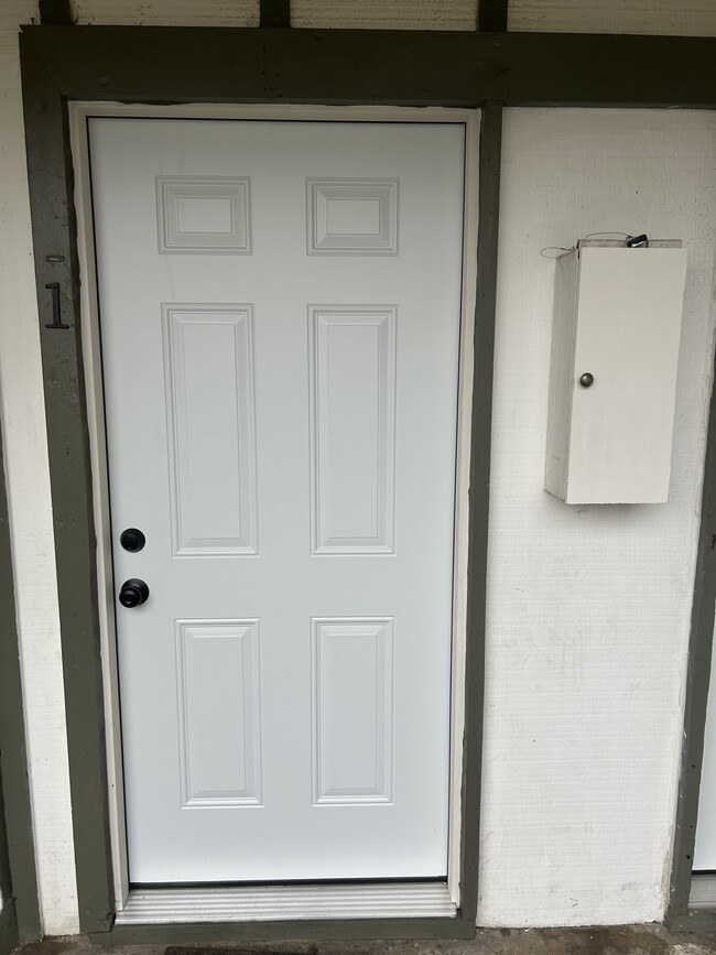 Photo - 4626 Ashdale Ct Unit 1