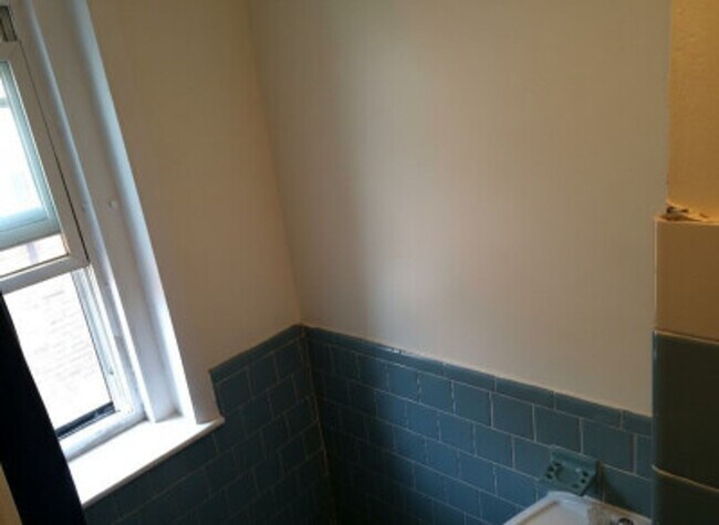 Photo - NO FEE - KENMORE 3 BR Apartment - 9/1/2026