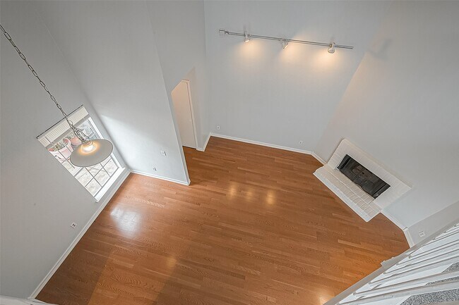 Photo - 9809 Richmond Ave Unit C8