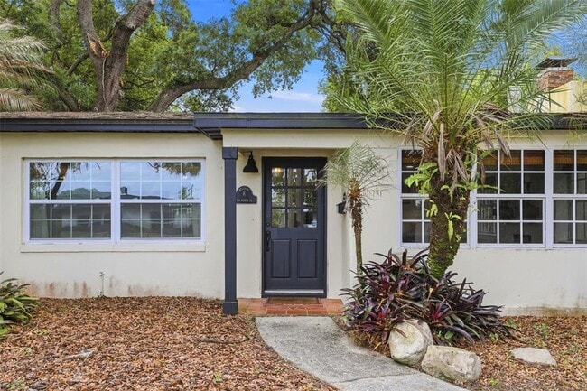 Photo - 2518 Weber St