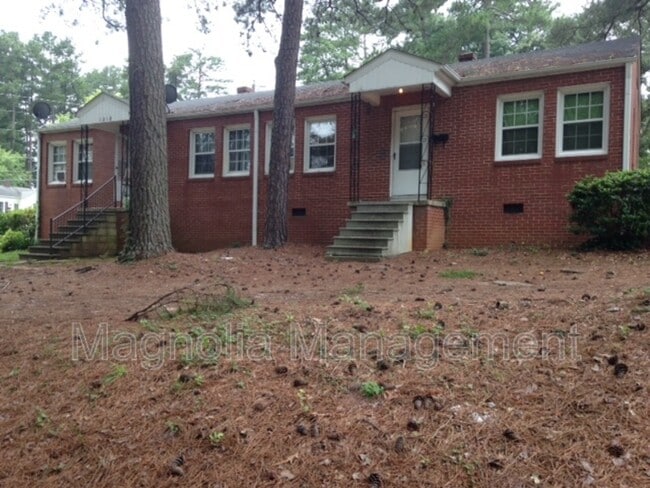 Building Photo - 1218 Parham St