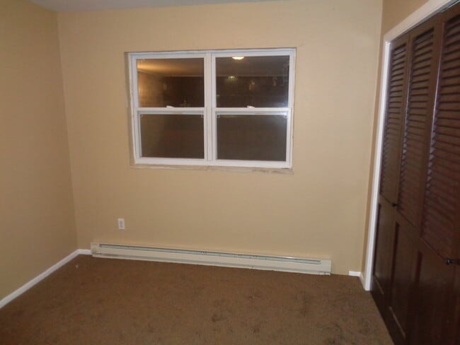 Bedroom - 124 Maple St Unit 124