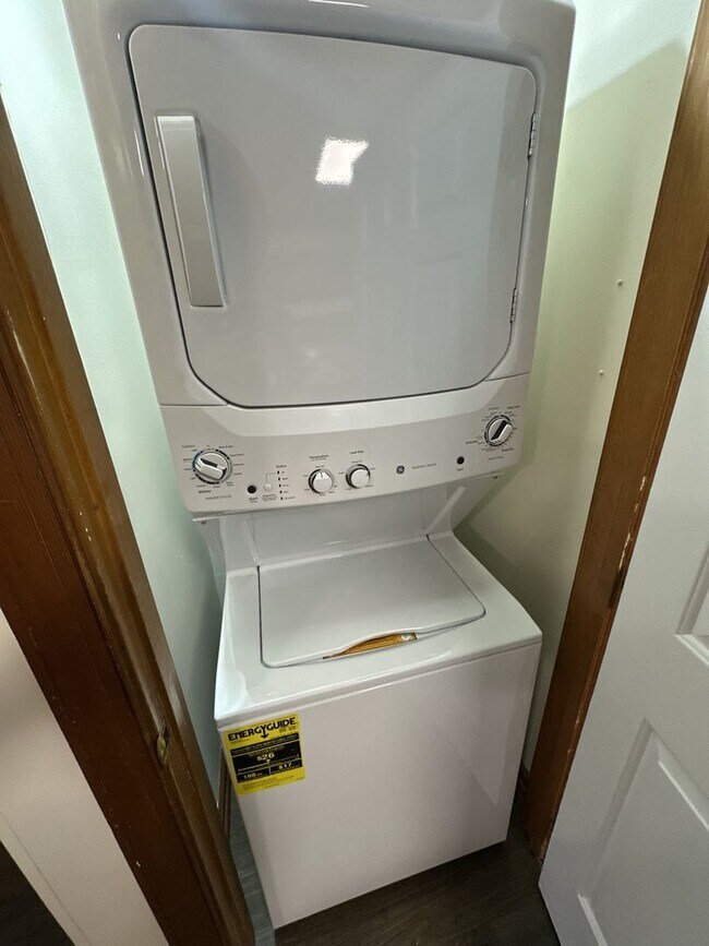 Photo - 2 Bedroom 2 Bathroom Condo!