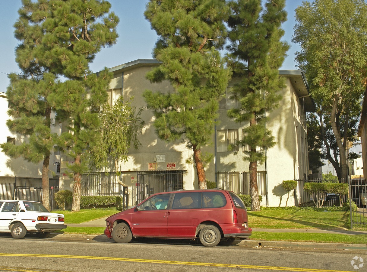 Photo - 1546 S Wilton Pl