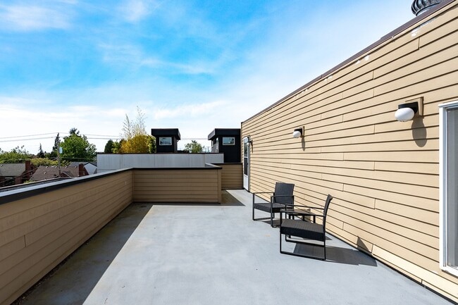 Photo - Wedge Apartments