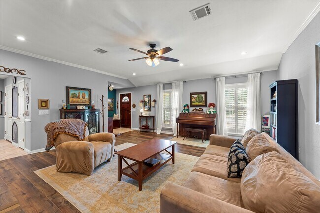 Photo - 9418 Wandsworth Dr