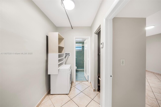 Photo - 410 Euclid Ave Unit 9