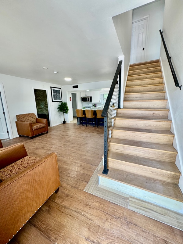 Building Photo - 6922 Bryn Mawr Dr Rental