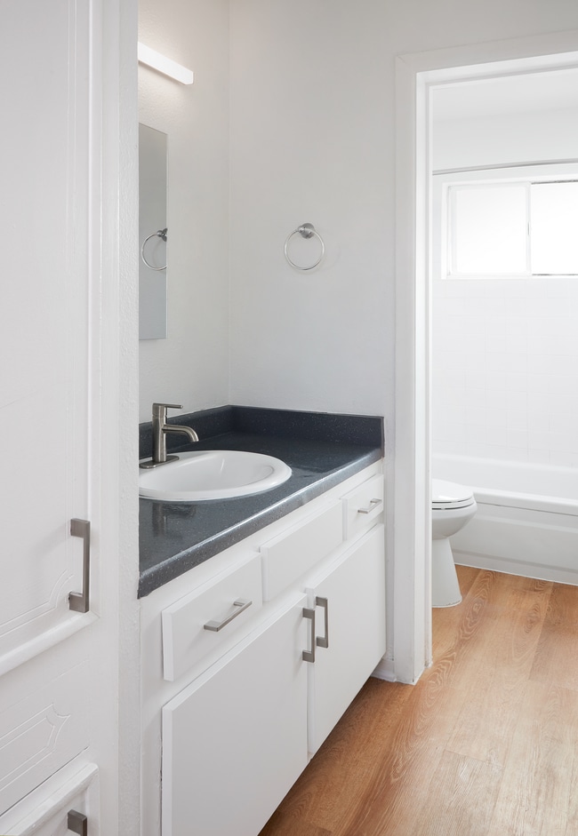 Photo - The Herweck Apartments