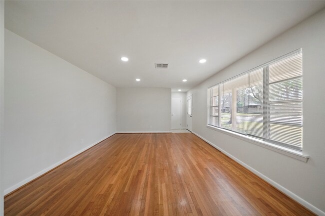 Photo - 10306 Eddystone Dr