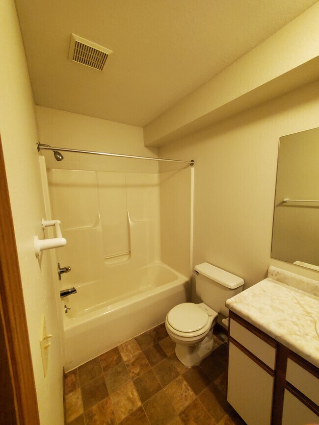 Hickory Point Apartments Affordable Housing For Rent in Decatur, IL