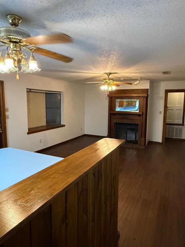 Photo - 3809 Addison Ave