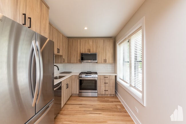 Photo - 4852 N Seeley Ave Unit 2