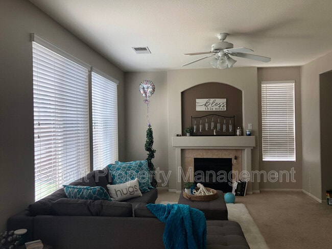 Photo - 32637 Clearvail Dr