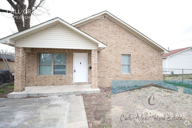 Building Photo - 3 bed / 2 bath house in Trumann