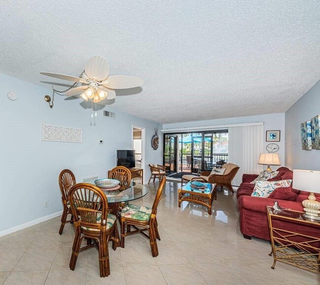 6294 Bahia Del Mar Cir N