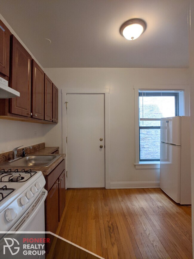 Photo - 2648 N Spaulding Ave Unit 2621-2E