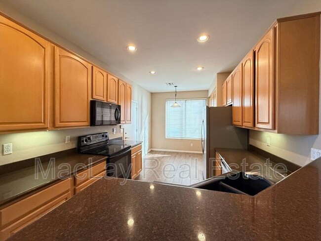 Photo - 4805 E Wagoner Rd