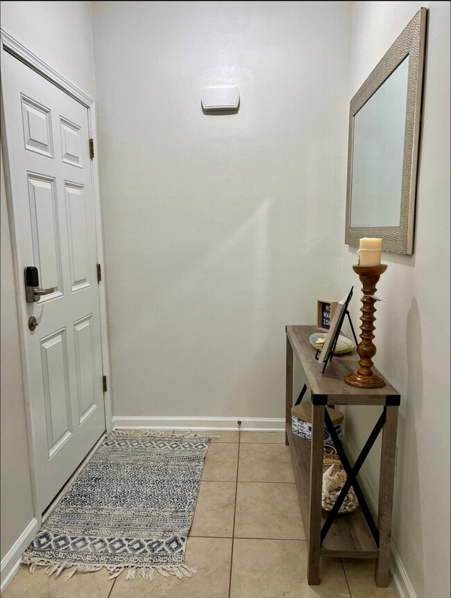 Entrance - 8227 Lobster Bay Ct Unit 204