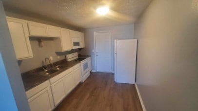 Photo - 1110 Leota Dr