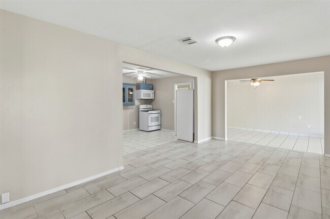 Photo - 6226 Antha St