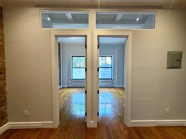 232 W 14th St Unit 1A