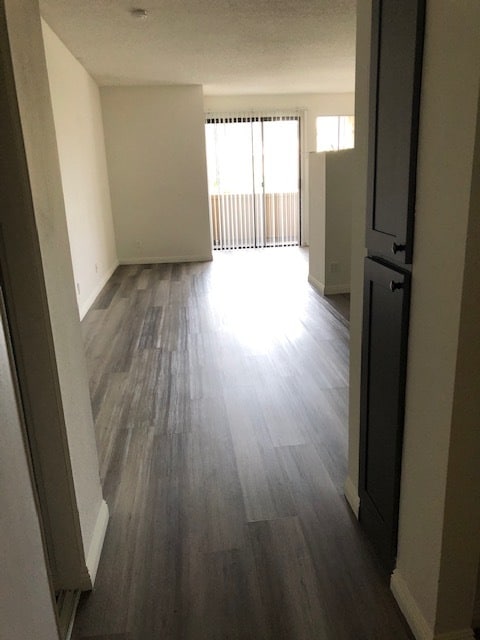Photo - 1339 N Sycamore Ave Unit 305