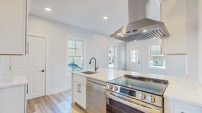 Photo - 24 Alfred St Unit 1