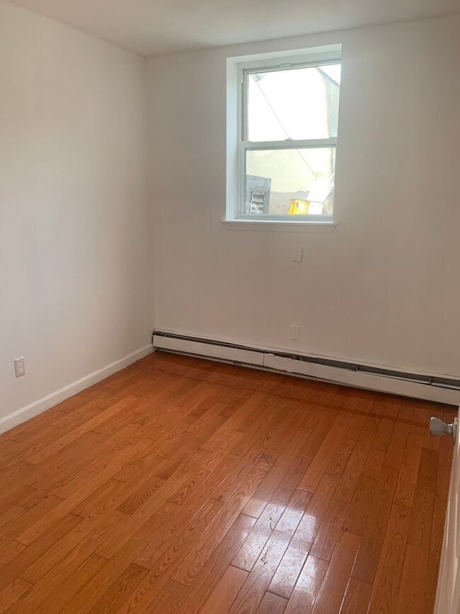 1157 Flatbush Ave Unidad F1