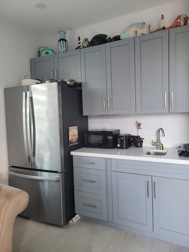 Photo - 115 Arctic Ave