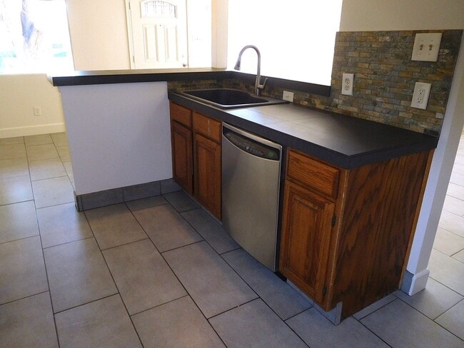 Photo - UNR friendly 3 Bedroom , 1 Bath close to campus