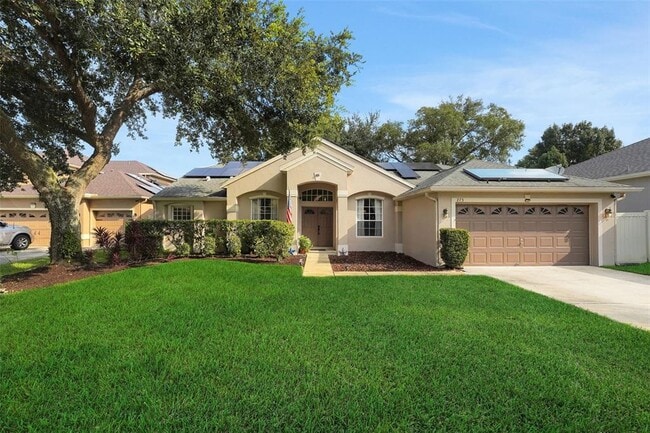 Photo - 273 Englenook Dr