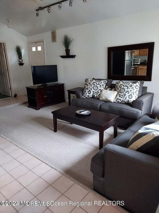 Photo - 524 Beechwood Ave